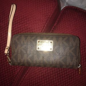Michael Kors Leather Wallet